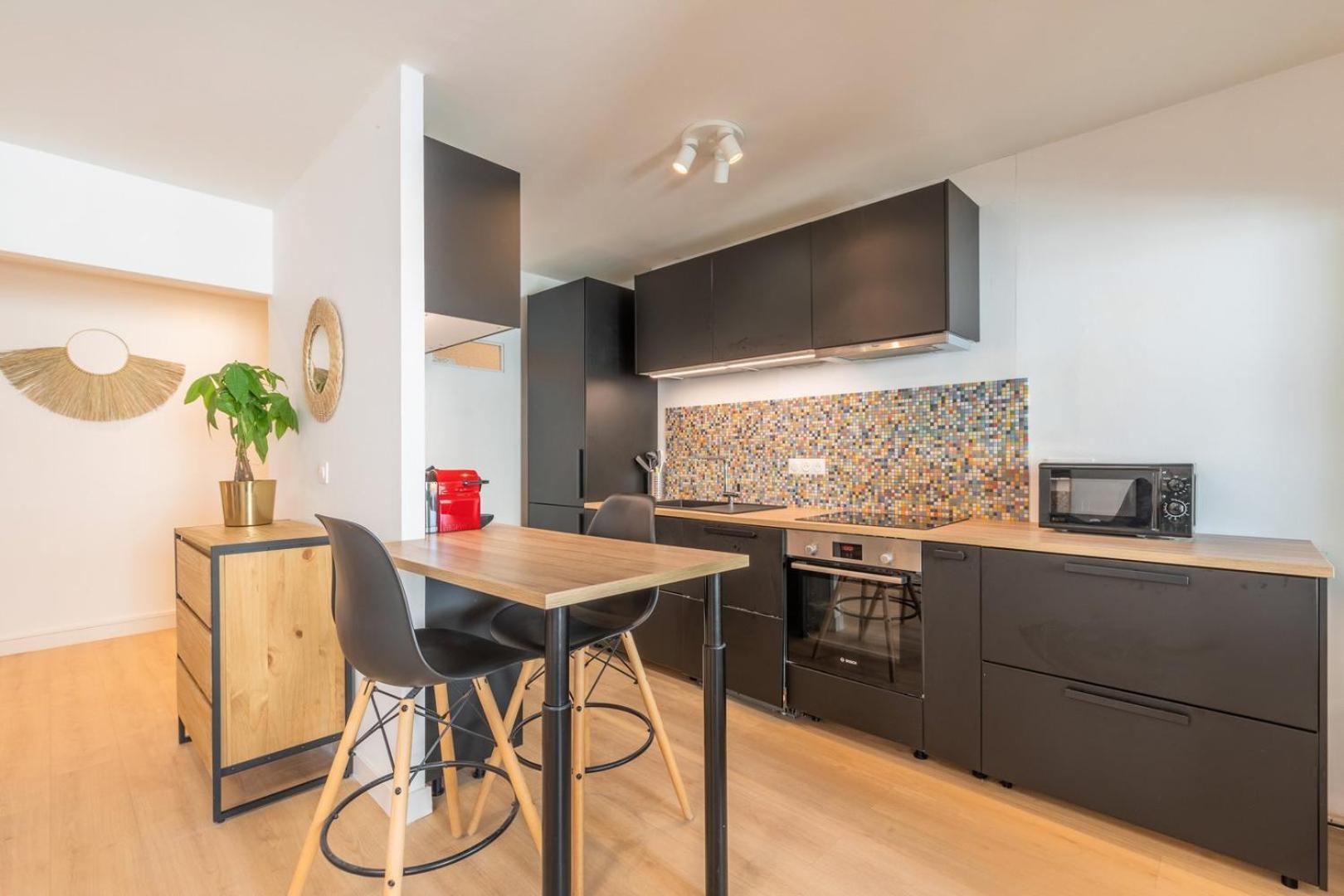 Apartment Spacious With Balcony And Parking La Madeleine (Nord)