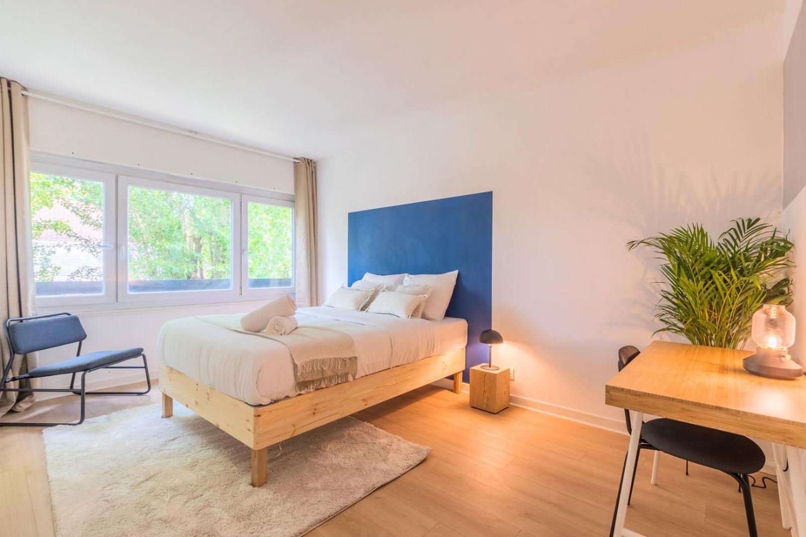 Spacious With Balcony And Parking Apartment *